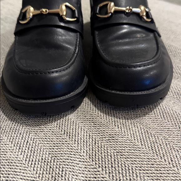 Sincerely Jules Womens Black Slip On Oxford Loafers Gold Detailing Size 7.5M - Picture 5 of 7